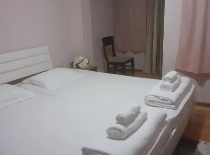 Ξενοδοχείο семеен хайдутите Σαντάνσκι